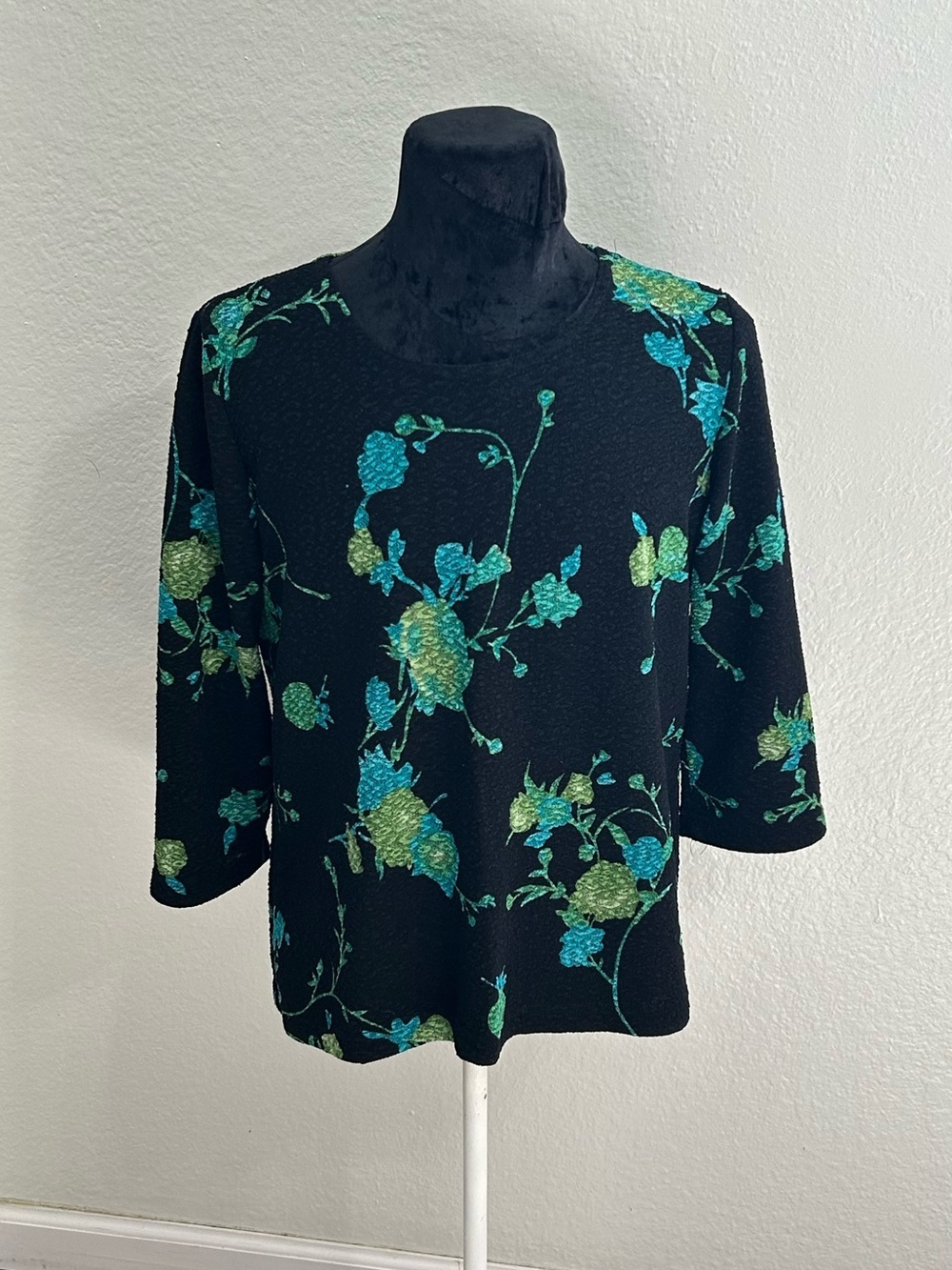 French Laundry Black Teal Green Floral Blouse Size Medium